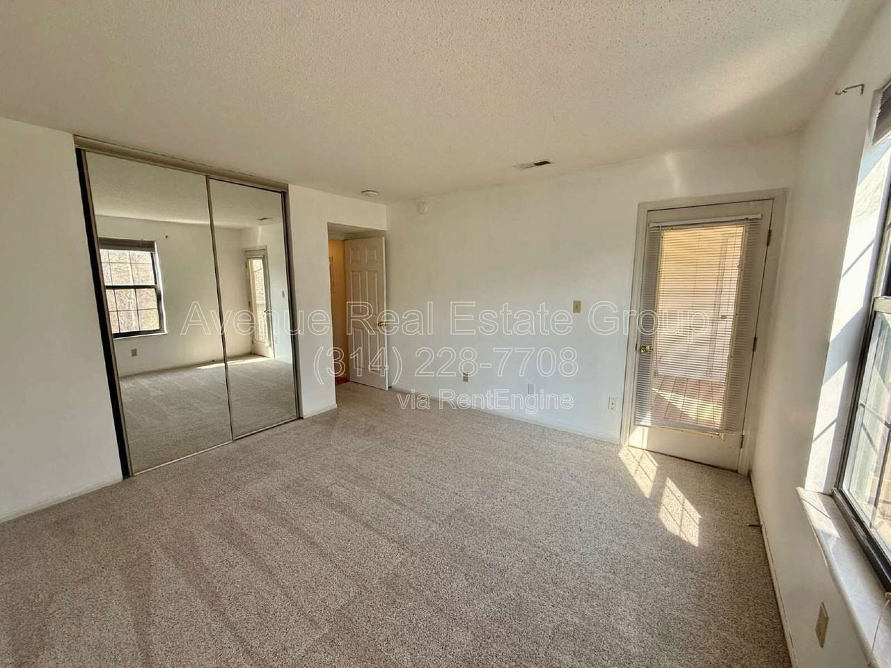 2302 Canyonlands Dr #E - Photo 6 of 10