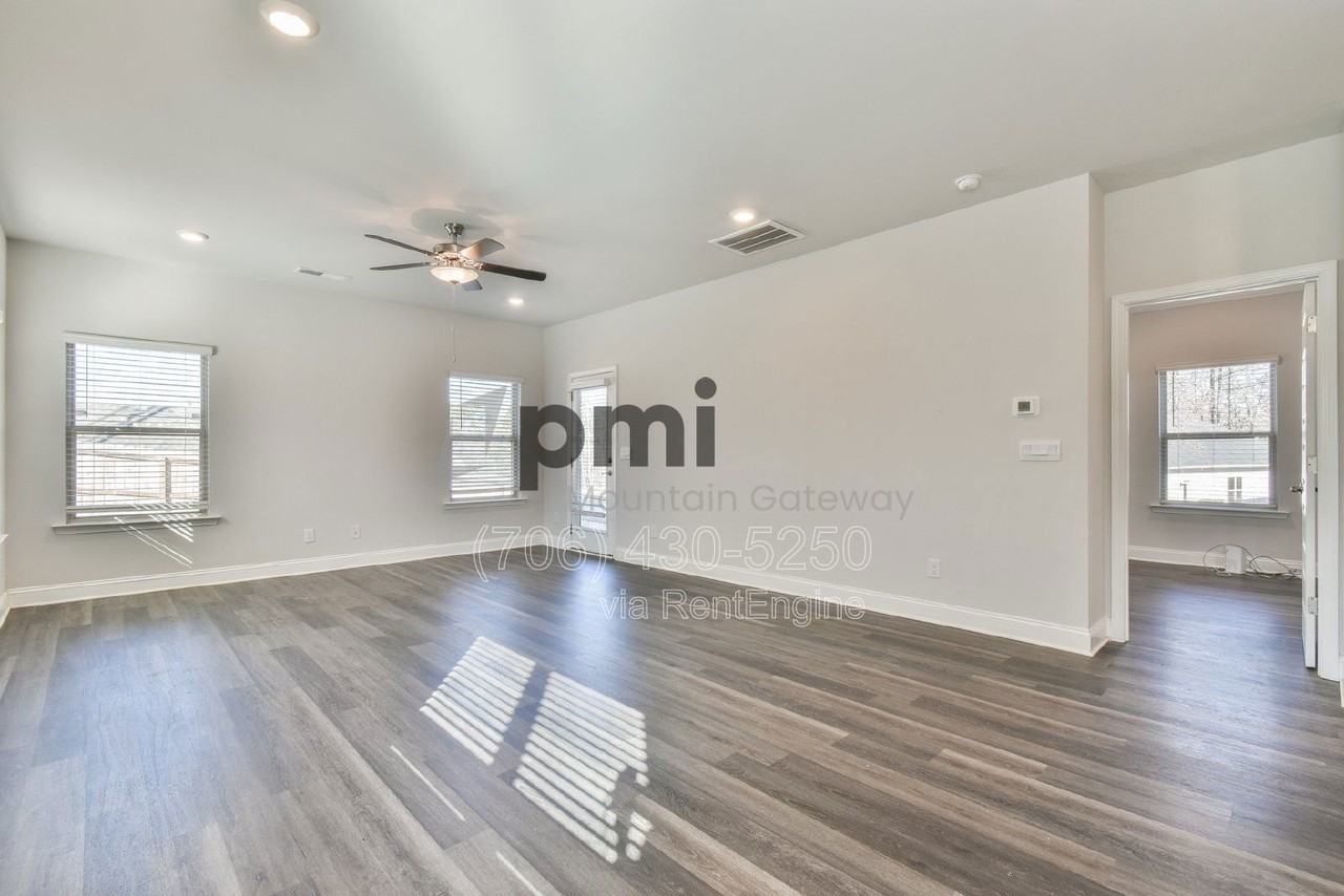 247 Magnolia Villas Dr - Photo 5 of 30