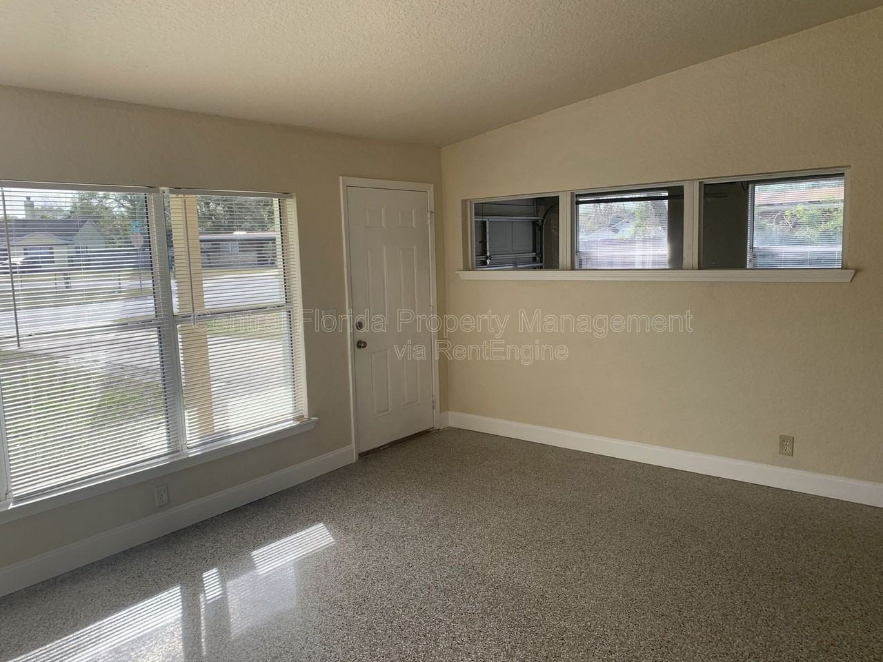 202 Bamboo Dr - Photo 4 of 24