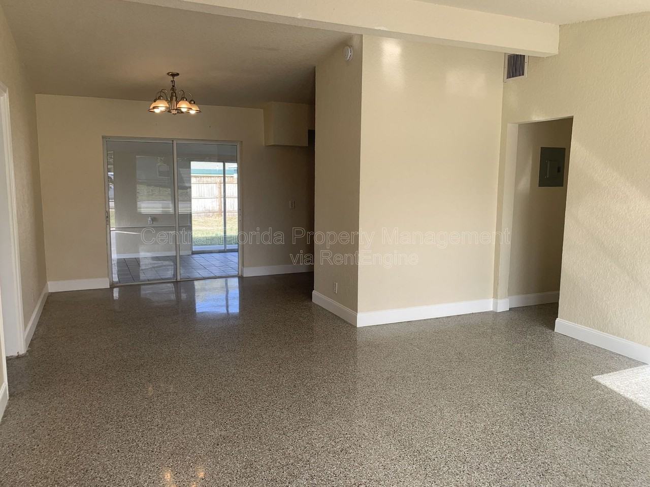 202 Bamboo Dr - Photo 6 of 24