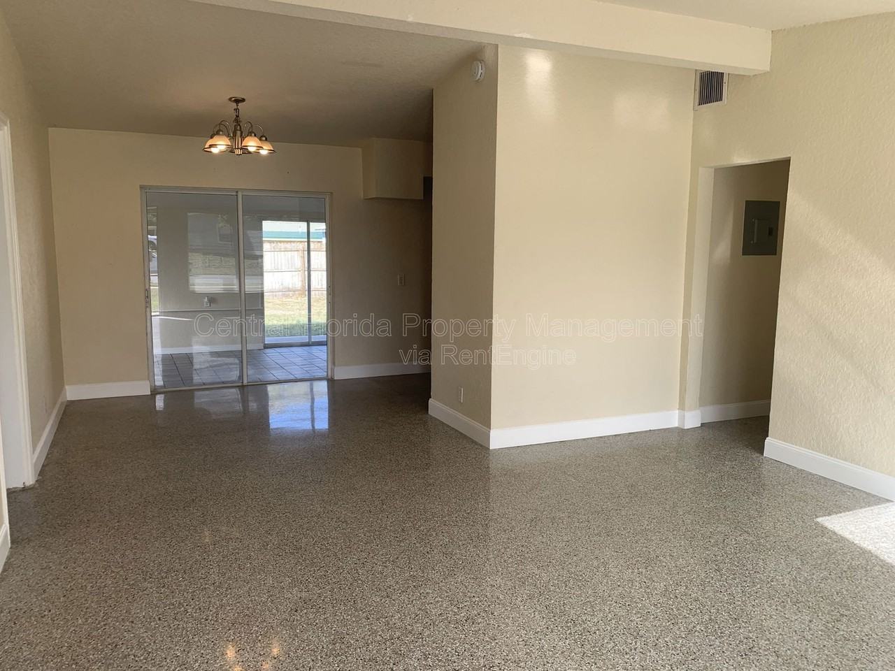 202 Bamboo Dr - Photo 7 of 24