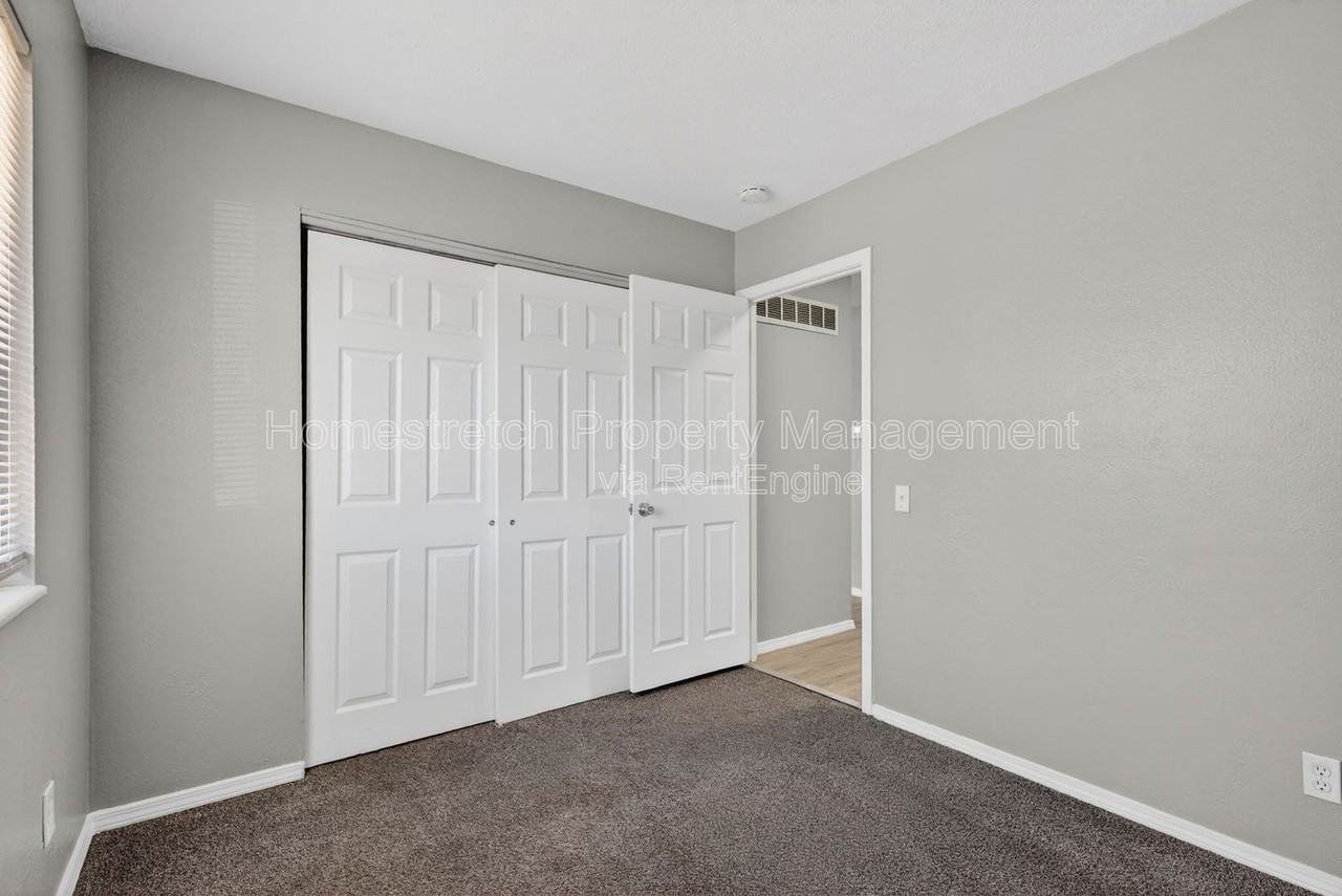 2515 Valley Brook Dr - Photo 7 of 27