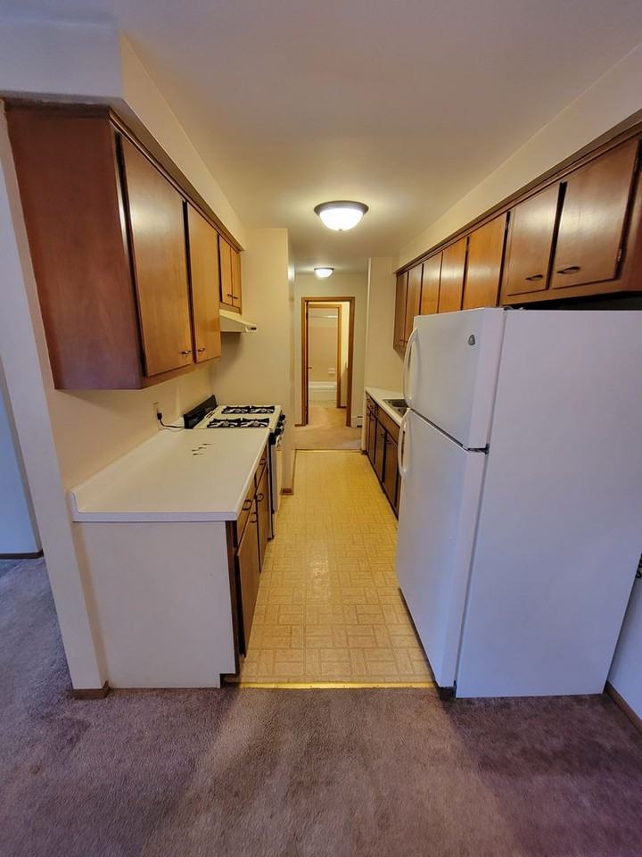 South River Apartments (1005) - Photo 6 of 15