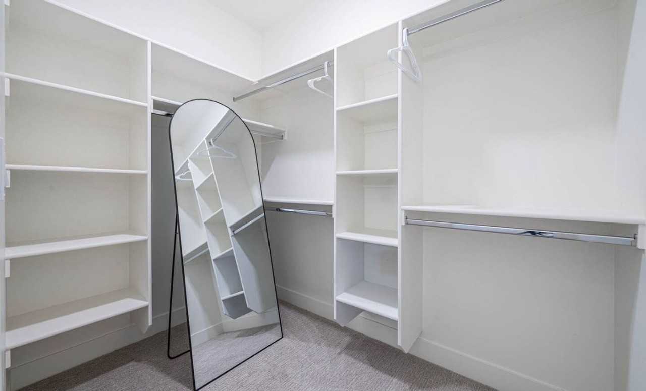 665 E 2015 N - Photo 5 of 7