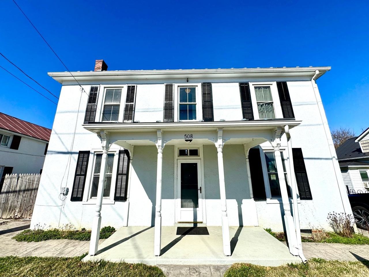 508 E Main St - Photo 2 of 27