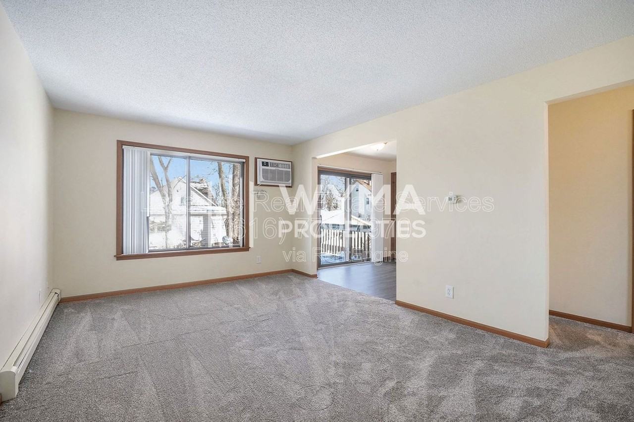 2914 Earle Ave Sw #3 - Photo 5 of 40