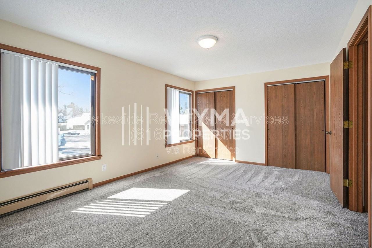 2914 Earle Ave Sw #3 - Photo 7 of 40