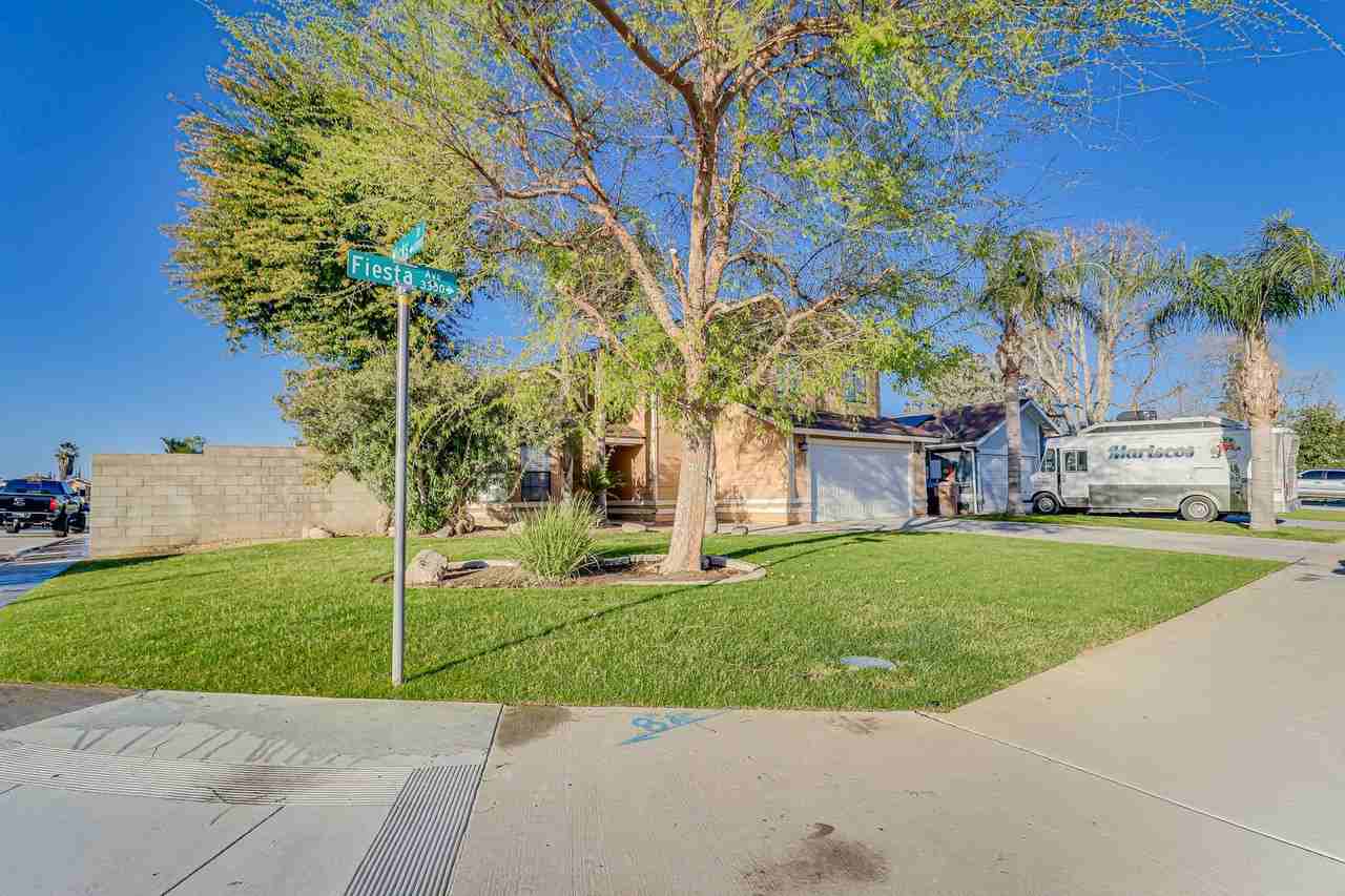 3316 Fiesta Ave - Photo 3 of 23