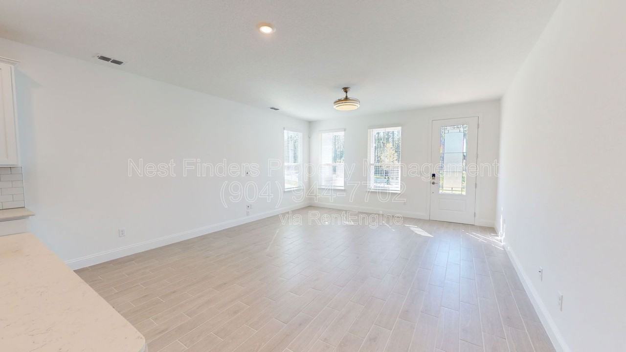 46 Samantha Ct - Photo 4 of 28