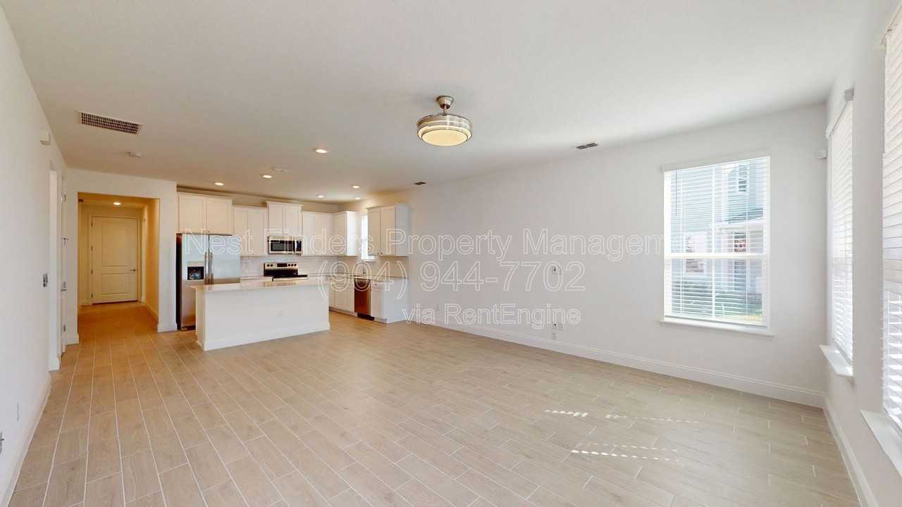 46 Samantha Ct - Photo 5 of 28