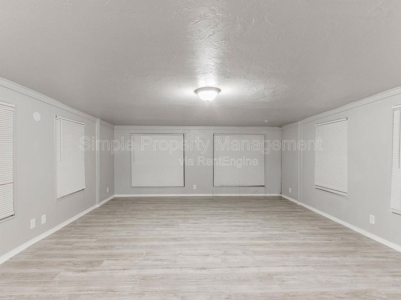 1409 Sw 81st St - Photo 6 of 25