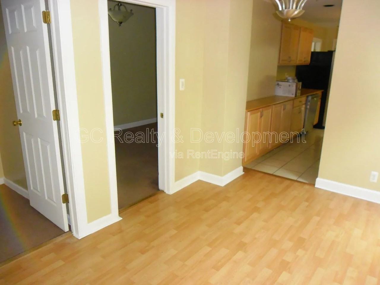 1837 N Francisco Ave #1 - Photo 5 of 14