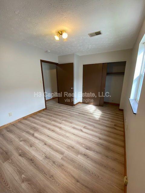 2011 Harris St #C - Photo 6 of 14