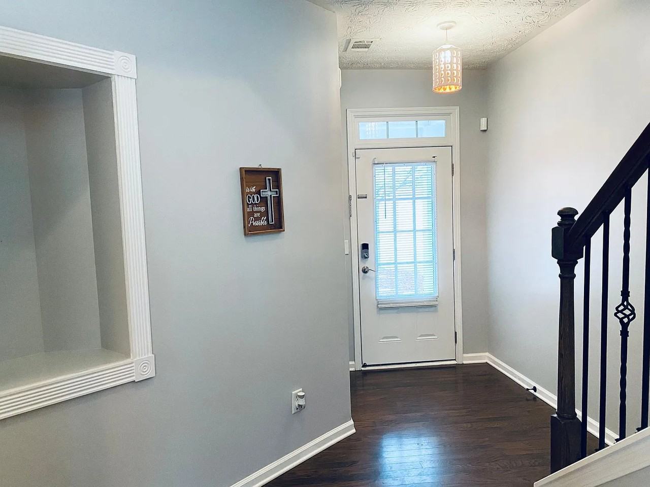 609 Oleander Way - Photo 5 of 27