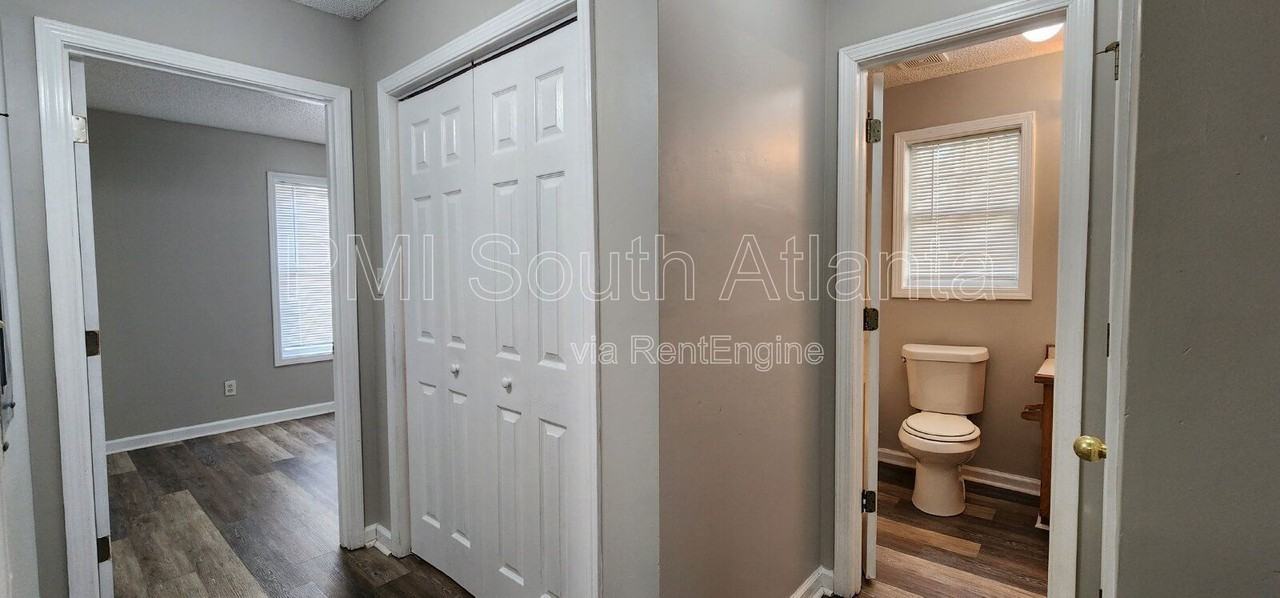 139 Kathryn Rd - Photo 7 of 21