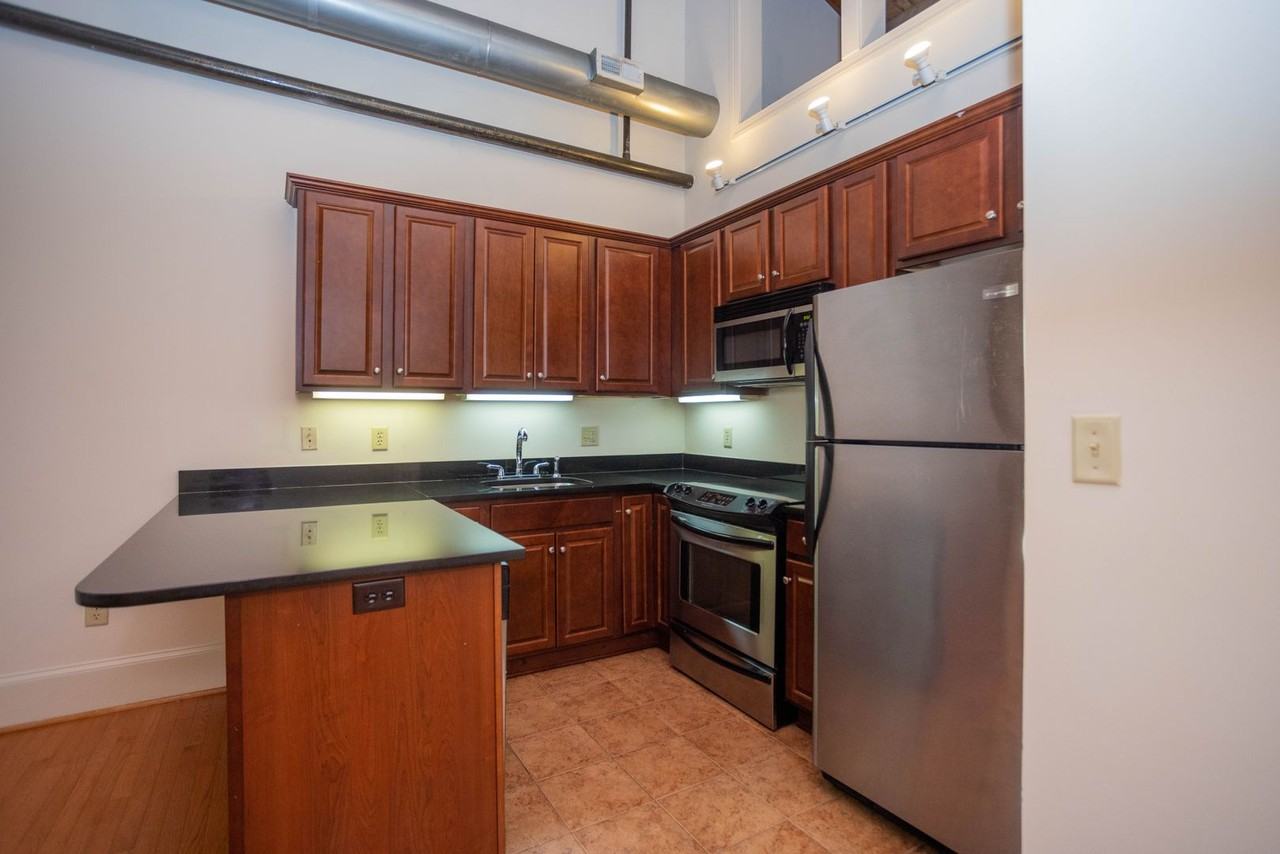 10 10 South Randolph - 10J #10J - Photo 6 of 11