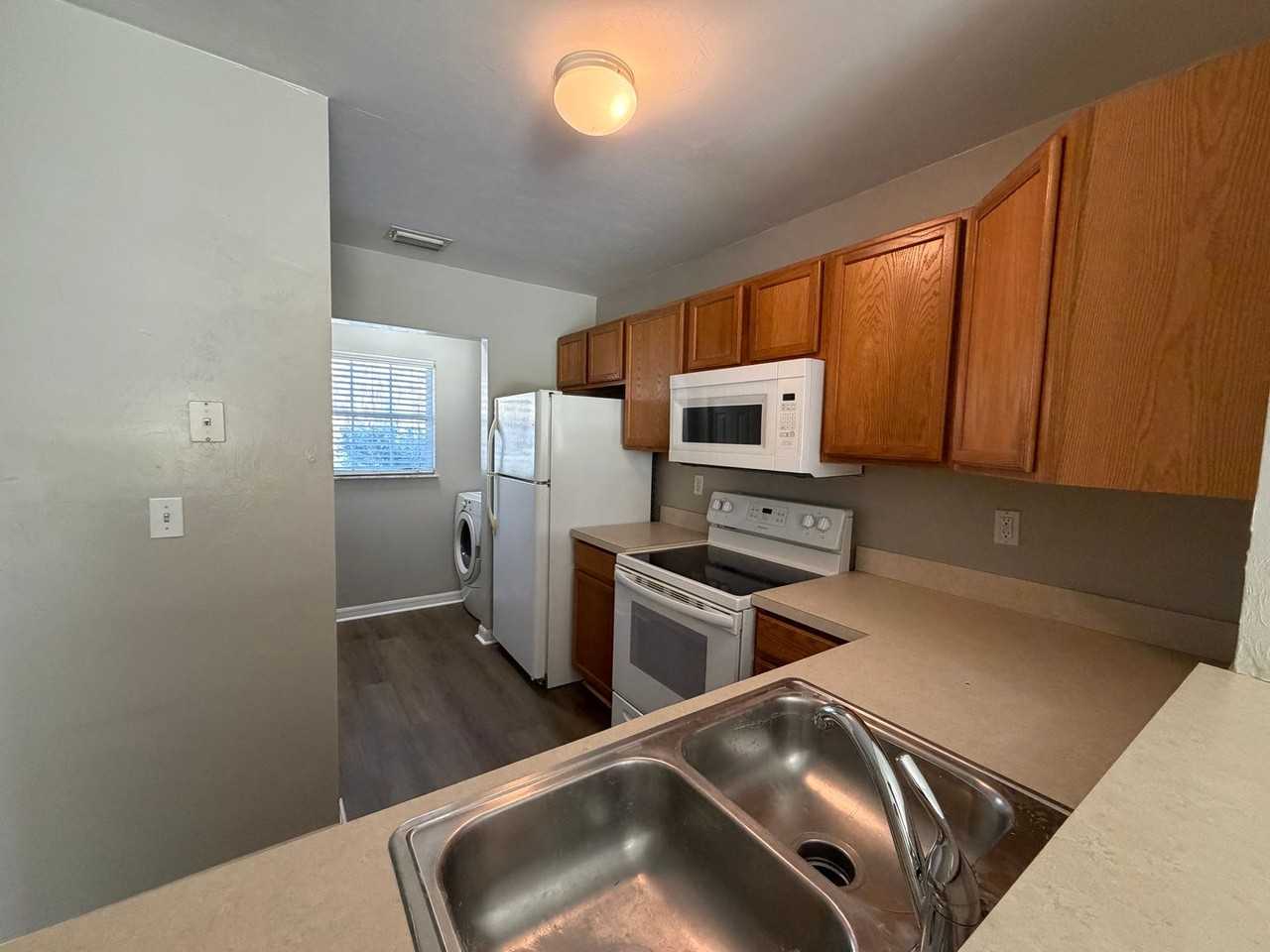 3015 Nw 79th Ct - Photo 3 of 15