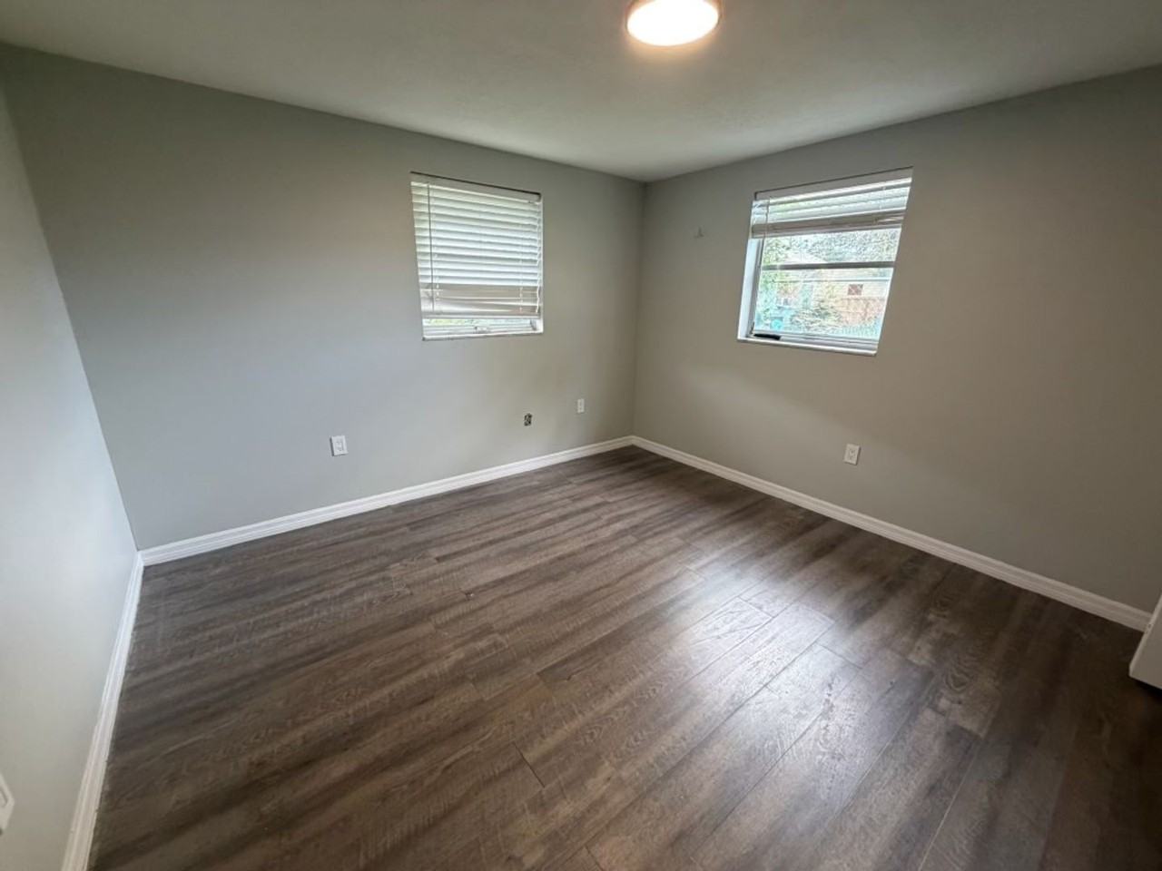 702 21st Ave W - Photo 2 of 15