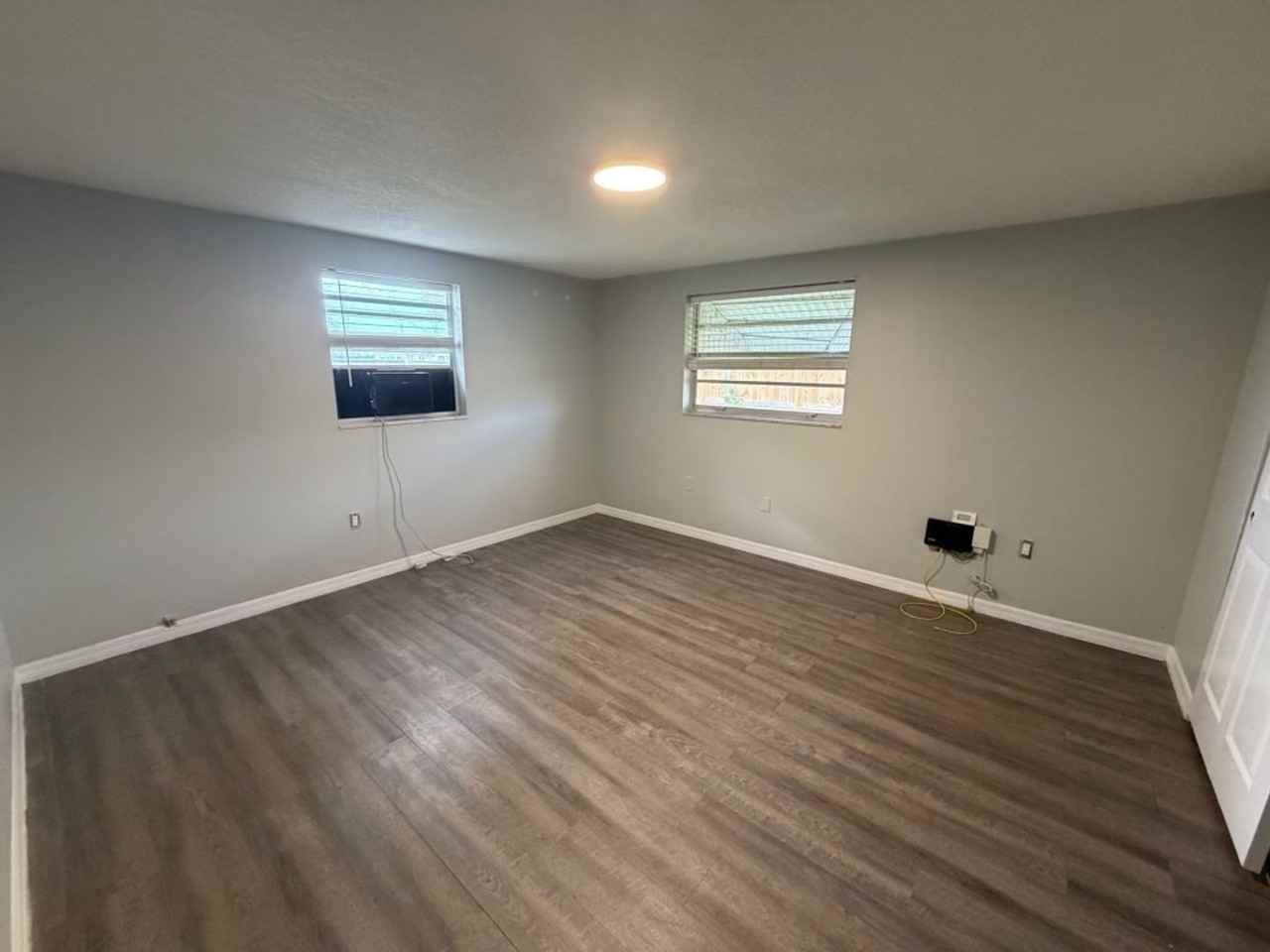 702 21st Ave W - Photo 5 of 15