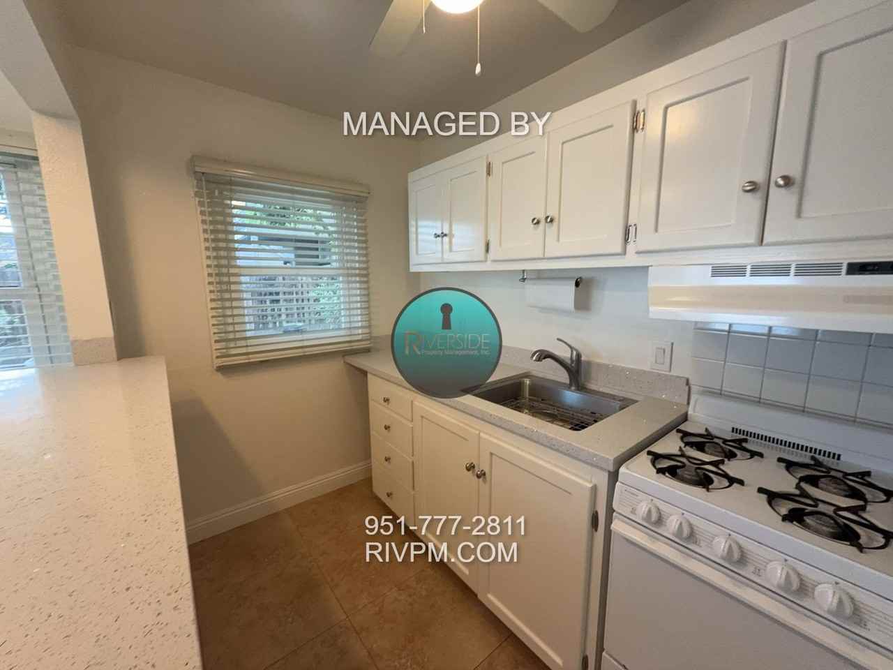 379 Cypress Dr - Photo 7 of 38