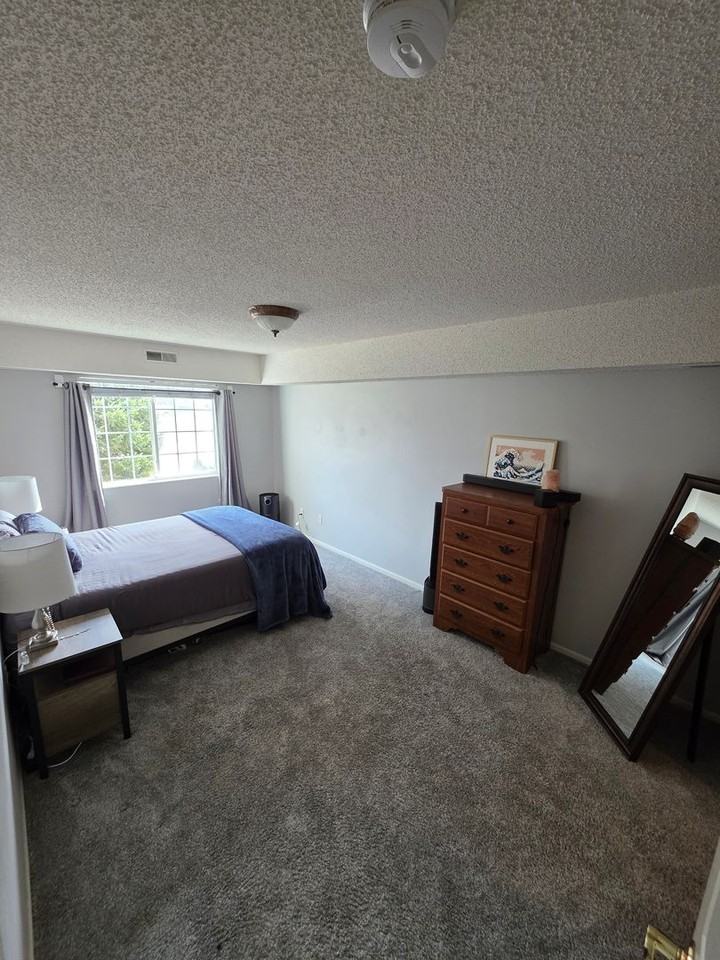 871 37th Ave Nw #A - Photo 6 of 10