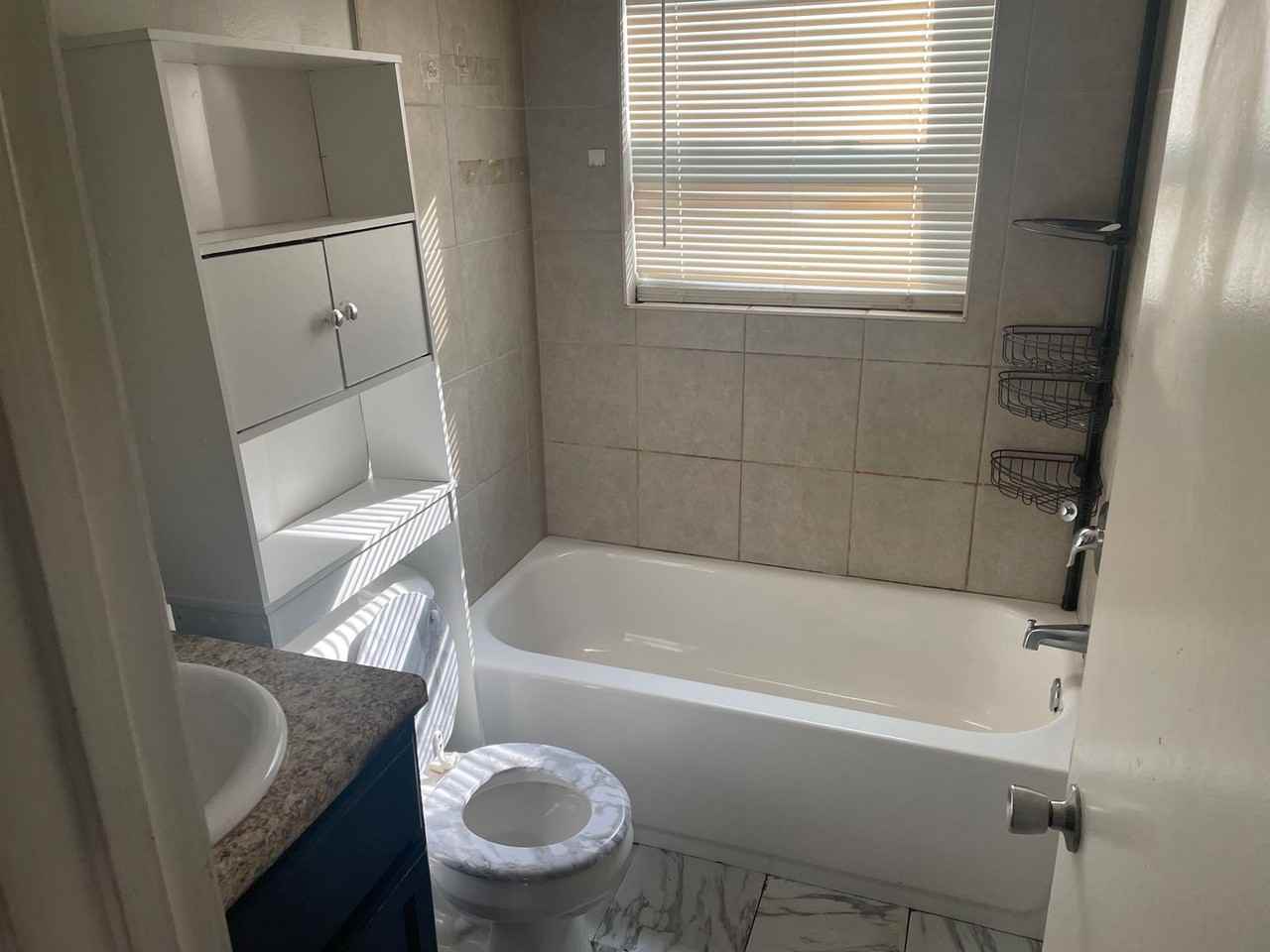 Parkhill Apartments - Photo 6 of 7