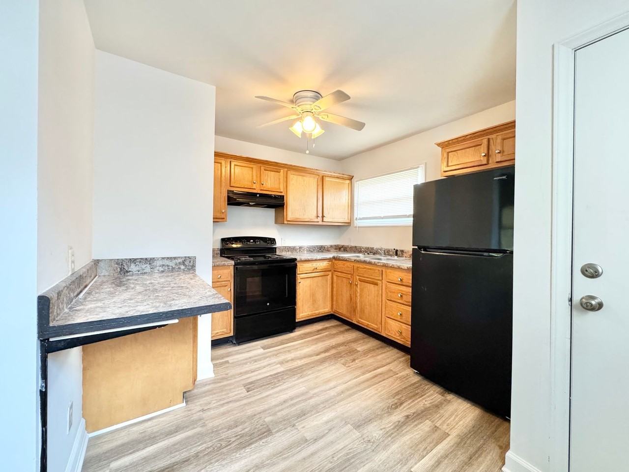 1509 Park Ave - Photo 2 of 17