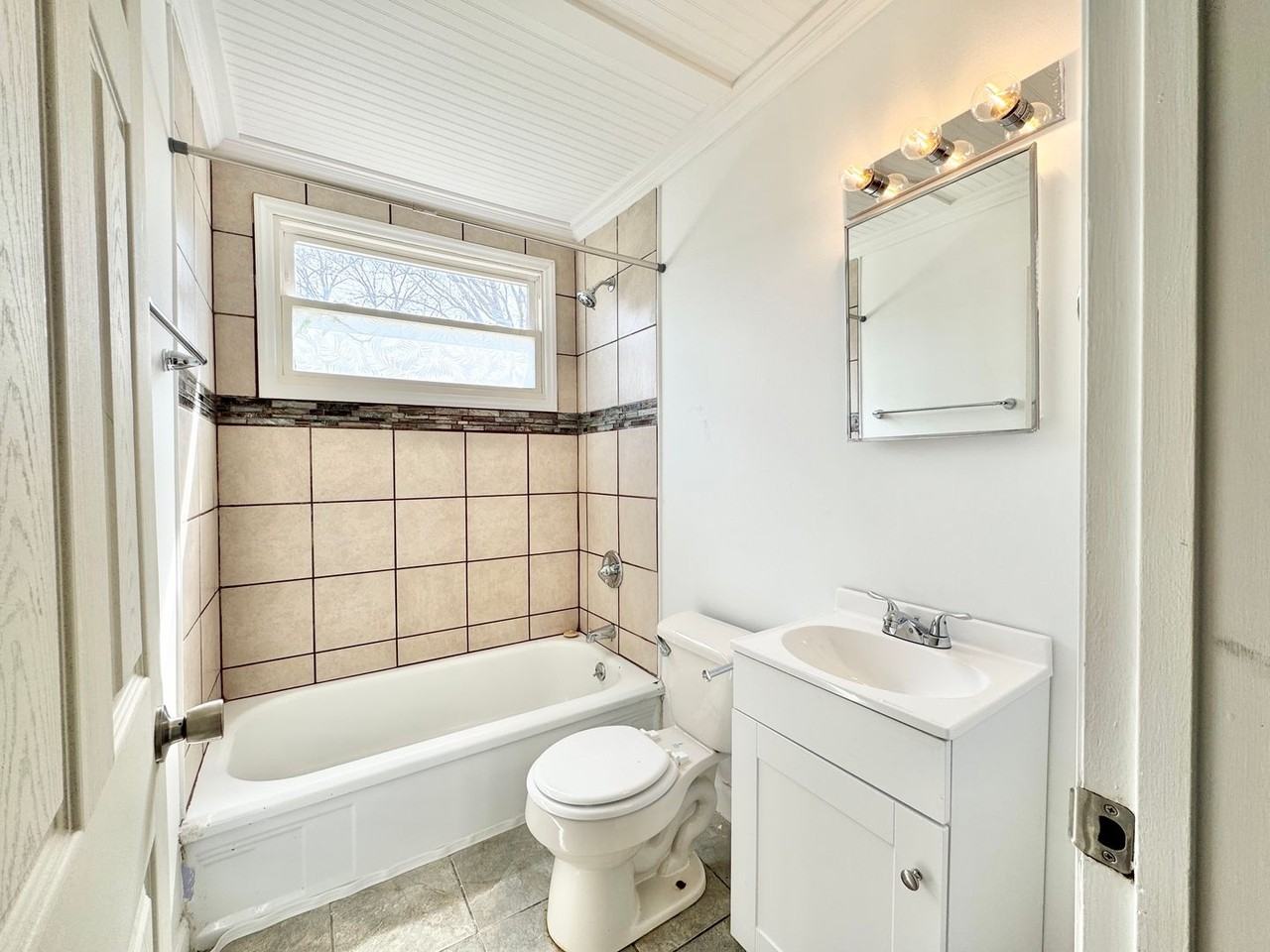 1509 Park Ave - Photo 6 of 17