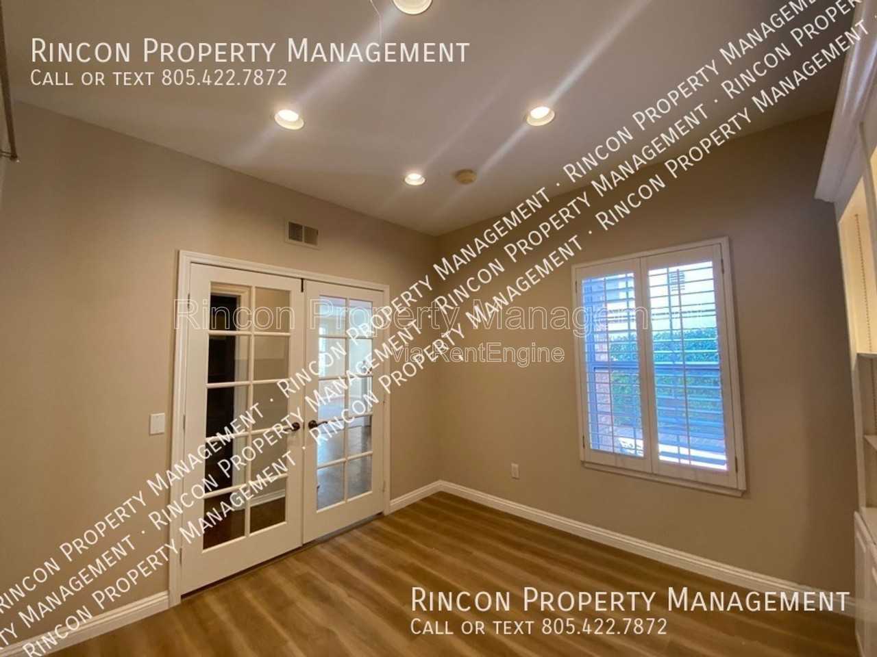 2870 Evesham Ave - Photo 7 of 42