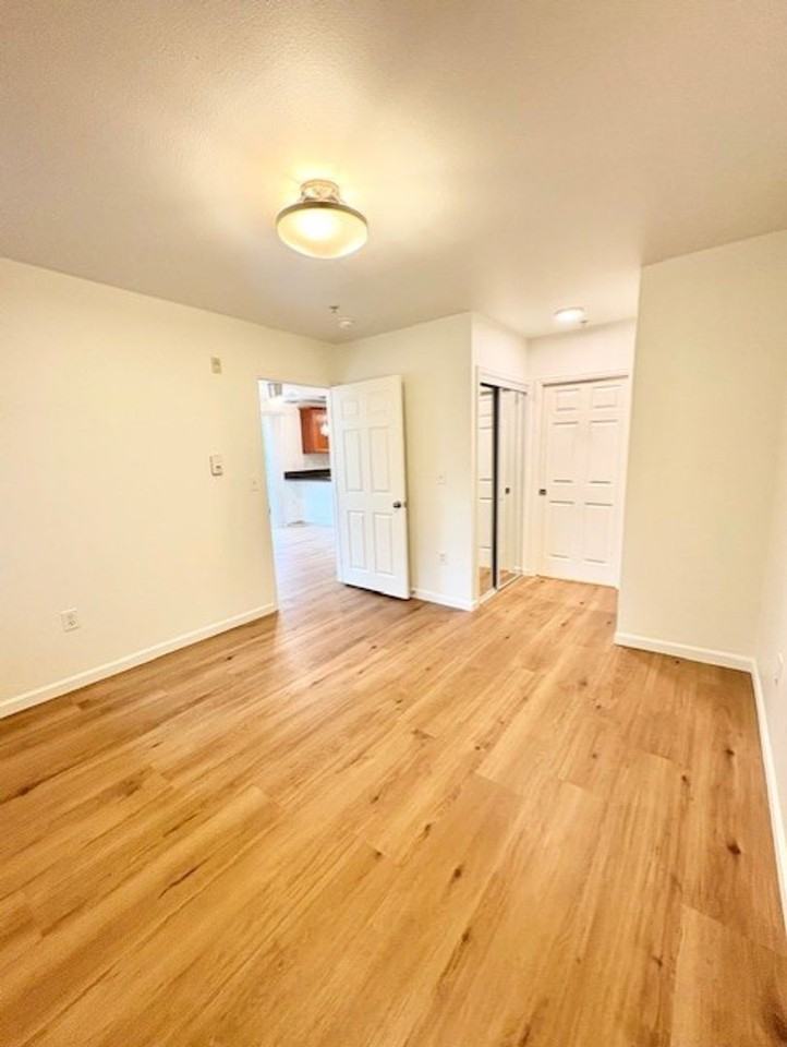 Nelson Apartments - Photo 7 of 26