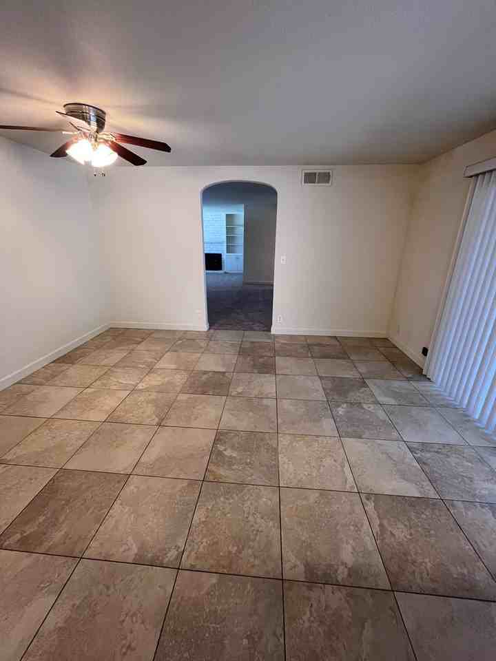 4745 Rustic Rd - Photo 3 of 14