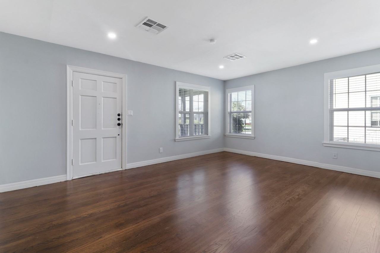 3557 Winston Rd - Photo 4 of 25