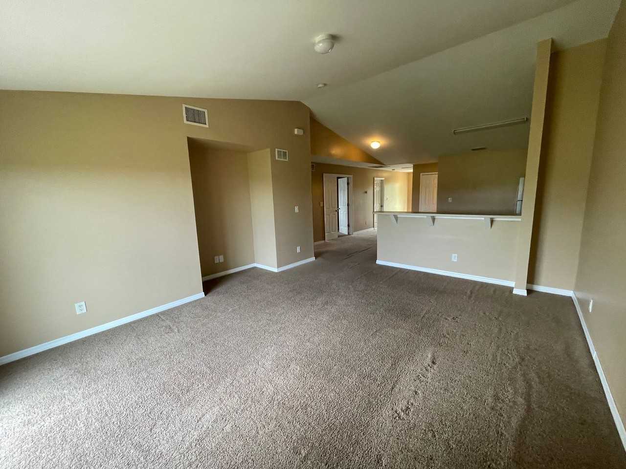 2519 Park Rd - Photo 7 of 23