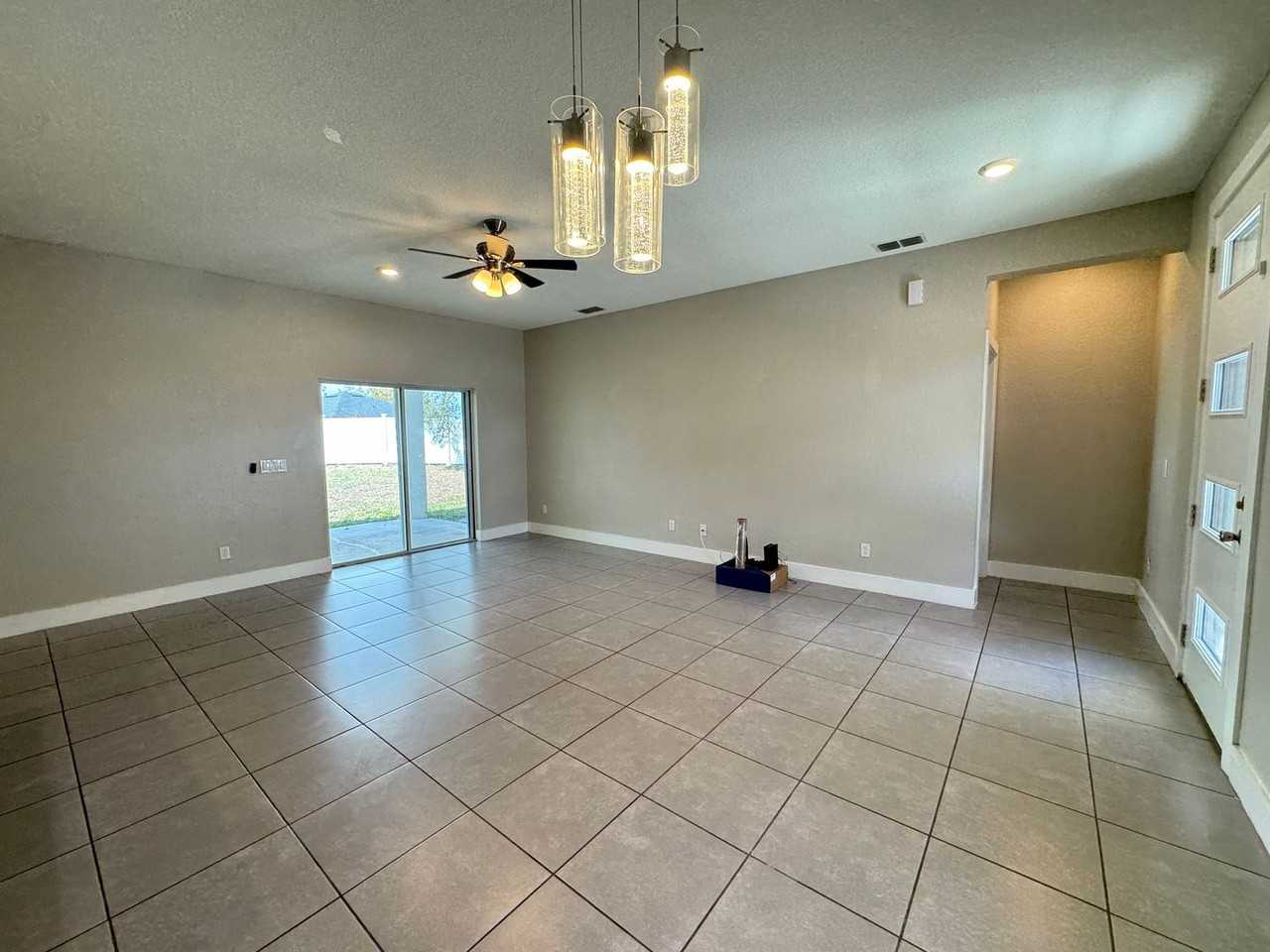 1820 Snapper Dr - Photo 6 of 44