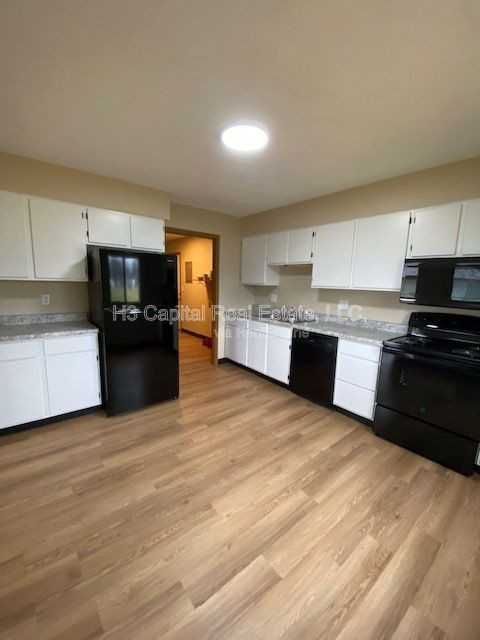 309 Southgate Dr - Photo 3 of 9