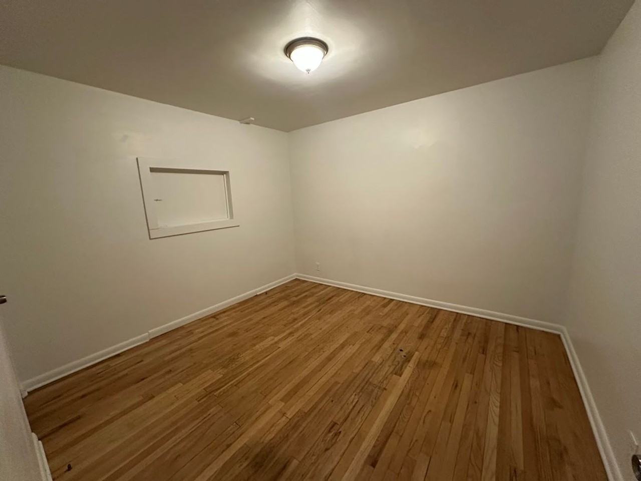 1226 Jamaica St - Photo 7 of 20