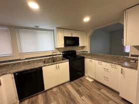 2303 S Jamaica St - Photo 1 of 1