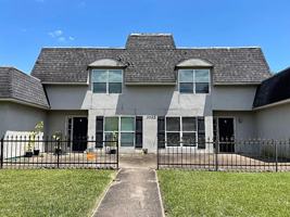 featured image of 3065 Willow Pl