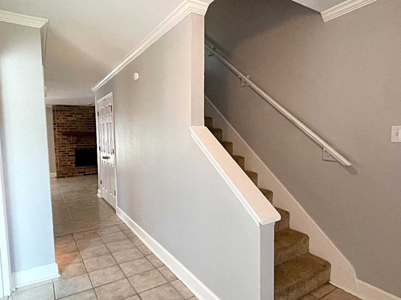 3065 Willow Pl - Photo 2 of 11