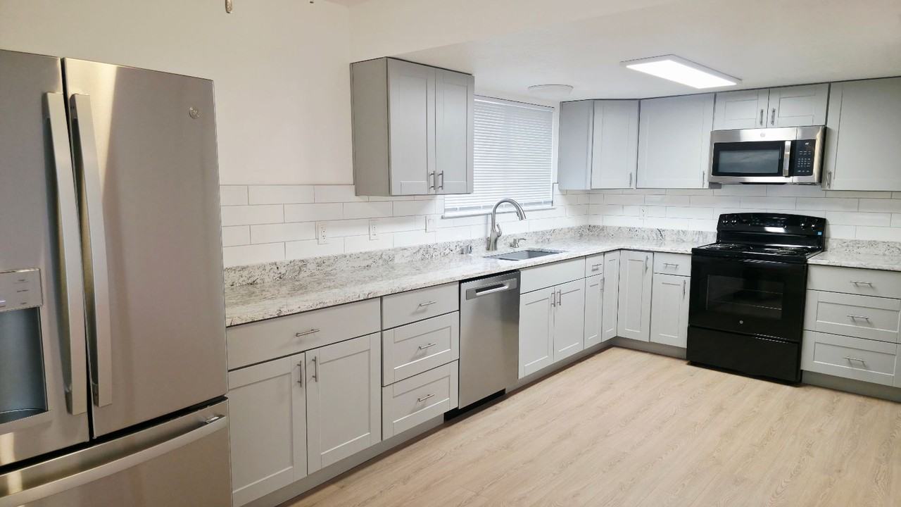 7209 Gettysburg Rd Ne - Photo 6 of 18