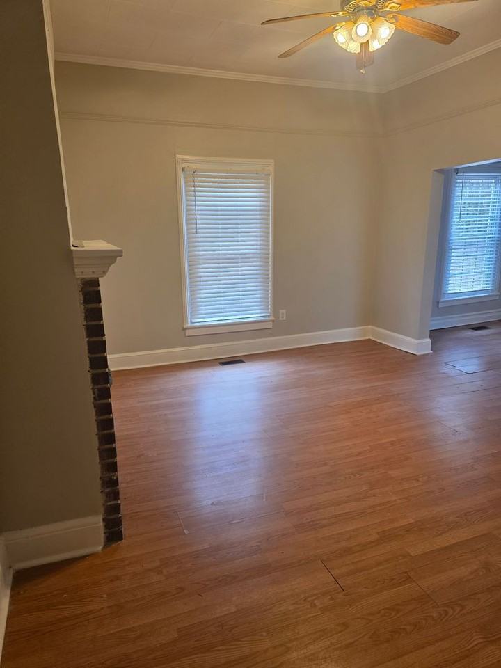 105 I St - Photo 7 of 12