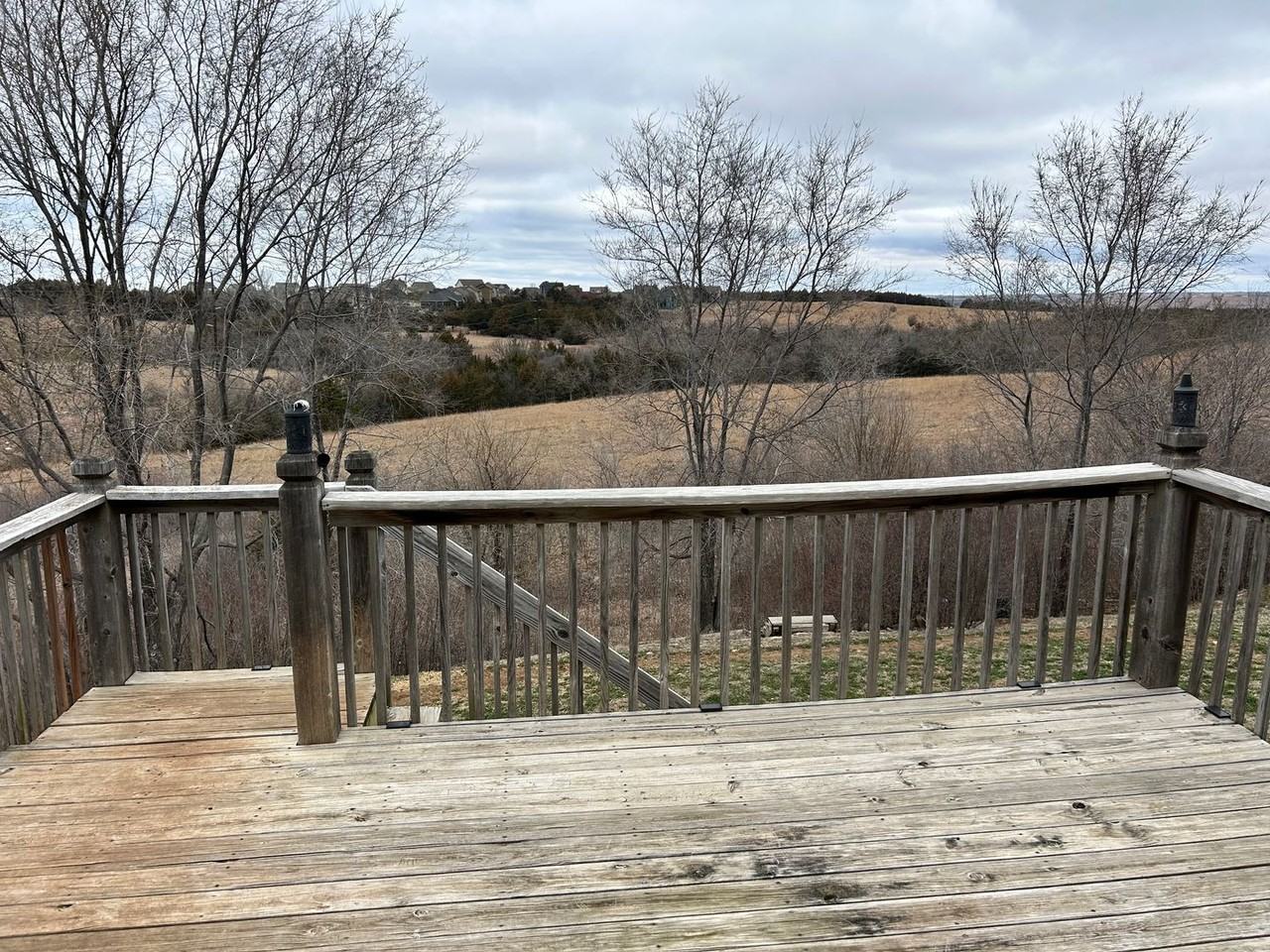 1906 Thompson Dr - Photo 7 of 26