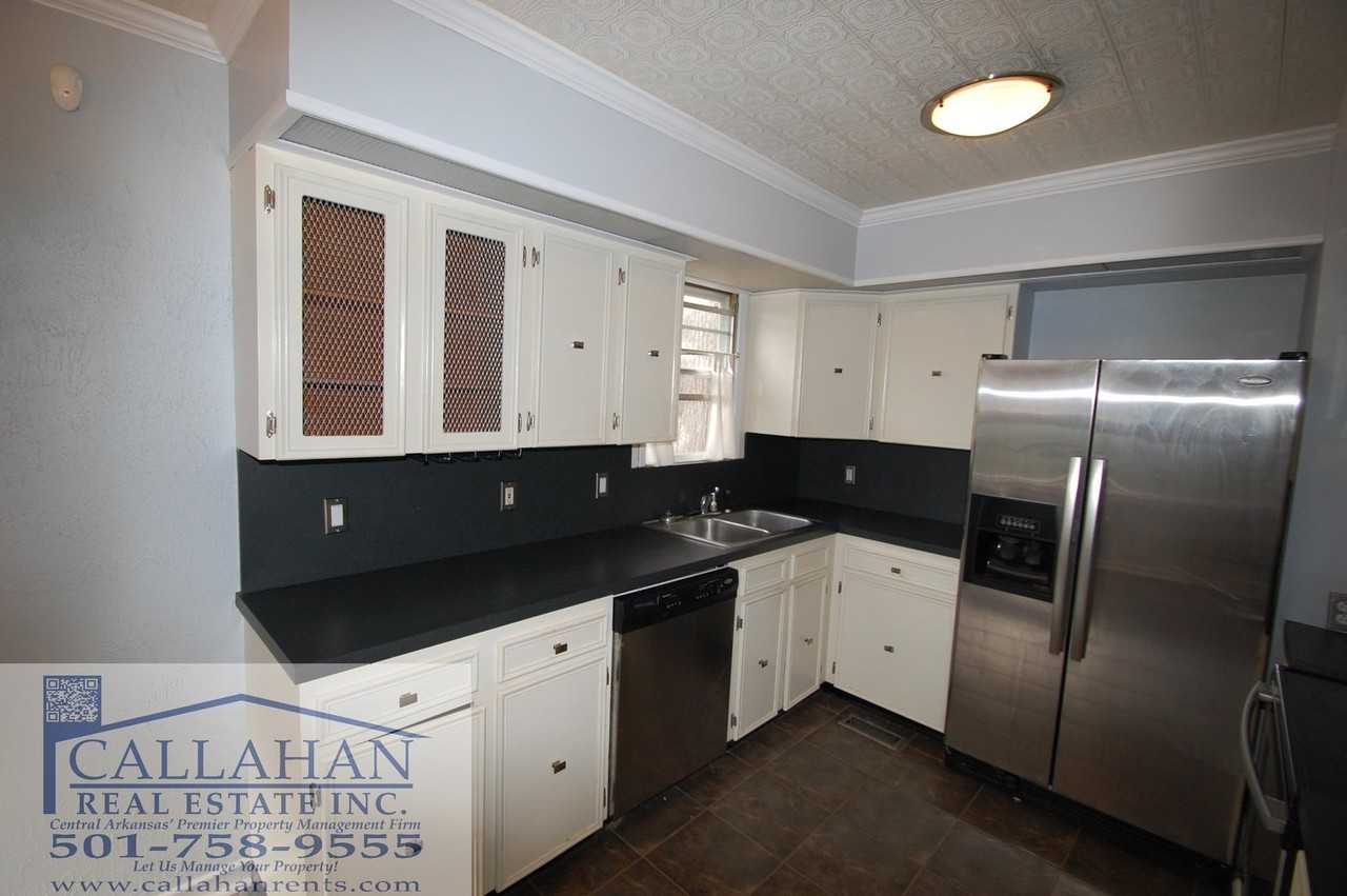 107 Sheridan Rd - Photo 2 of 12