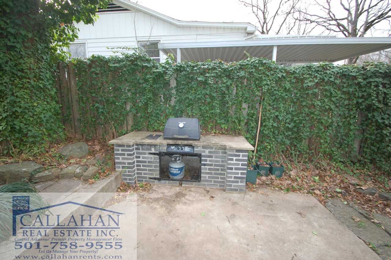 107 Sheridan Rd - Photo 4 of 12