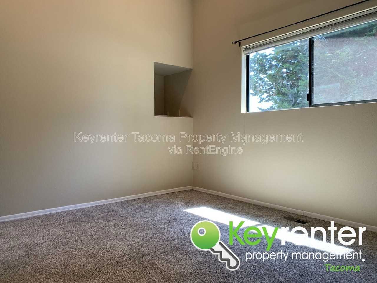 3009 208th Ave E - Photo 4 of 43