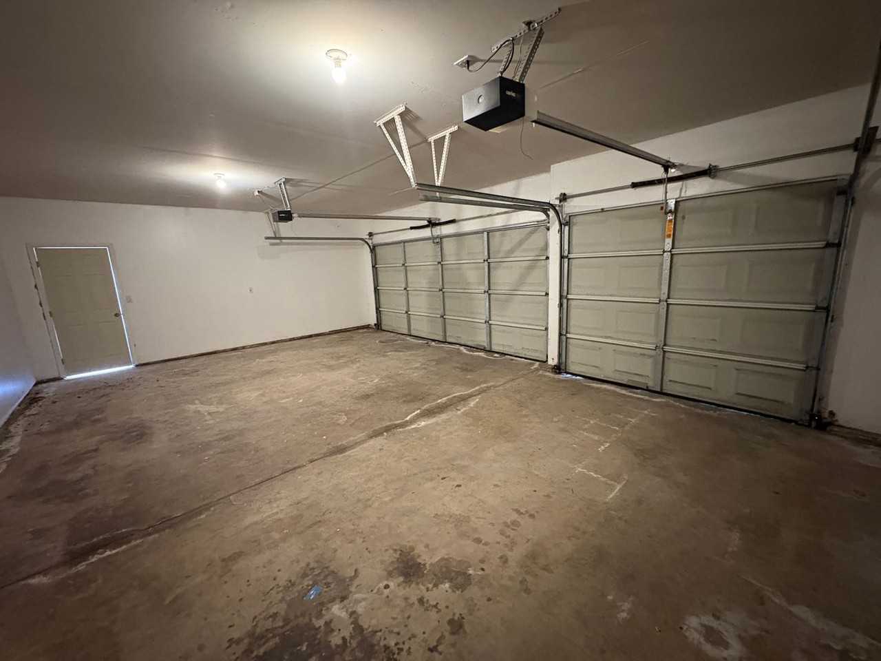 3933 E Stapp Ct - Photo 3 of 36