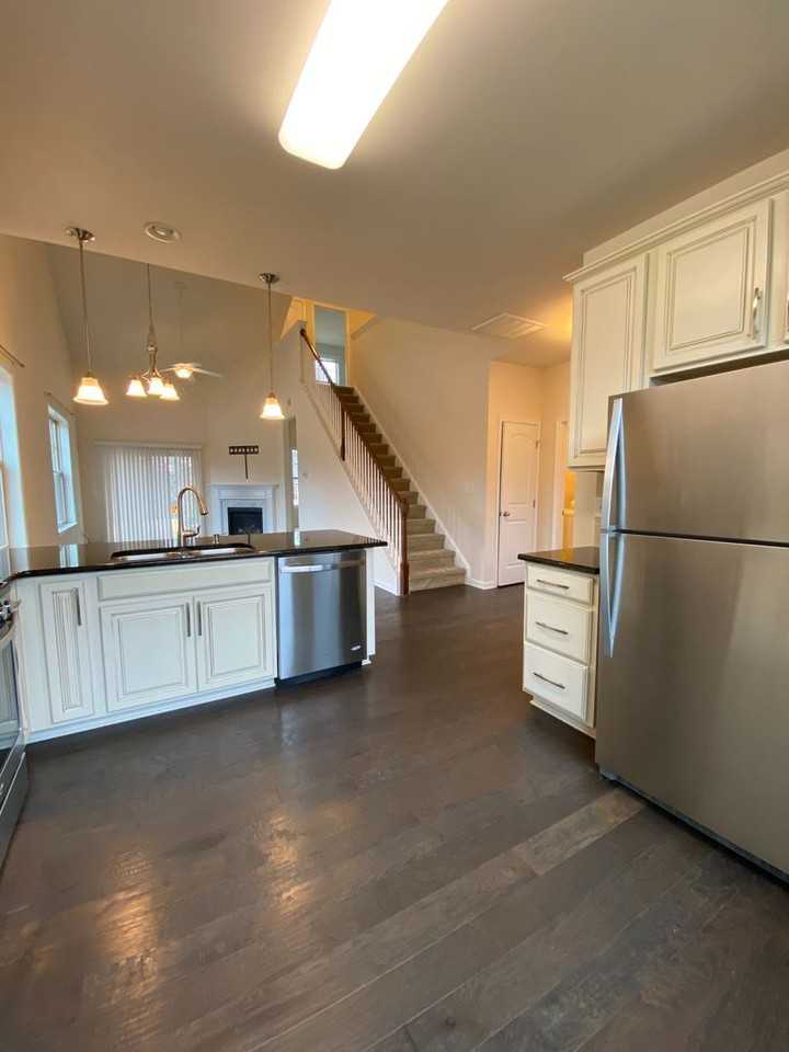 1 Pilatus Dr - Photo 4 of 15