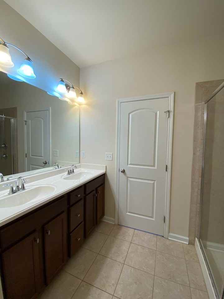 1 Pilatus Dr - Photo 6 of 15