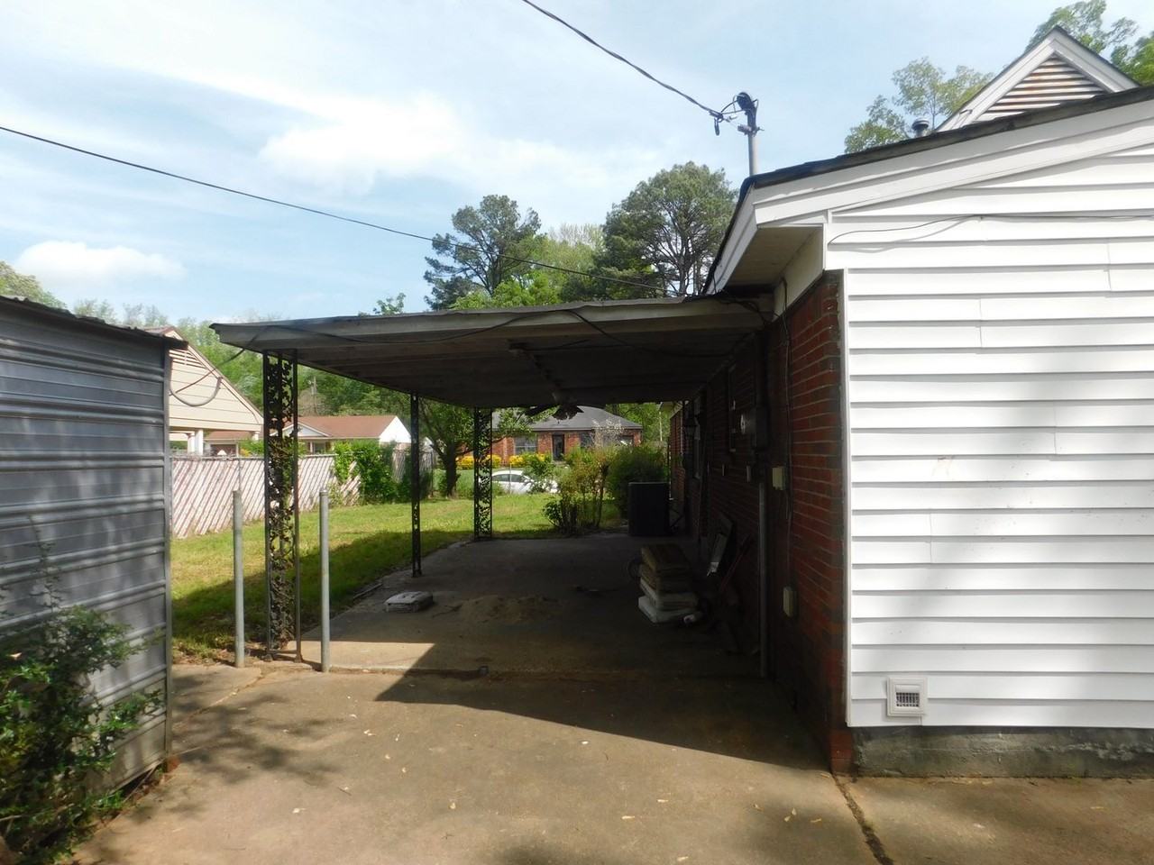 9155 Forrest Dr - Photo 3 of 4