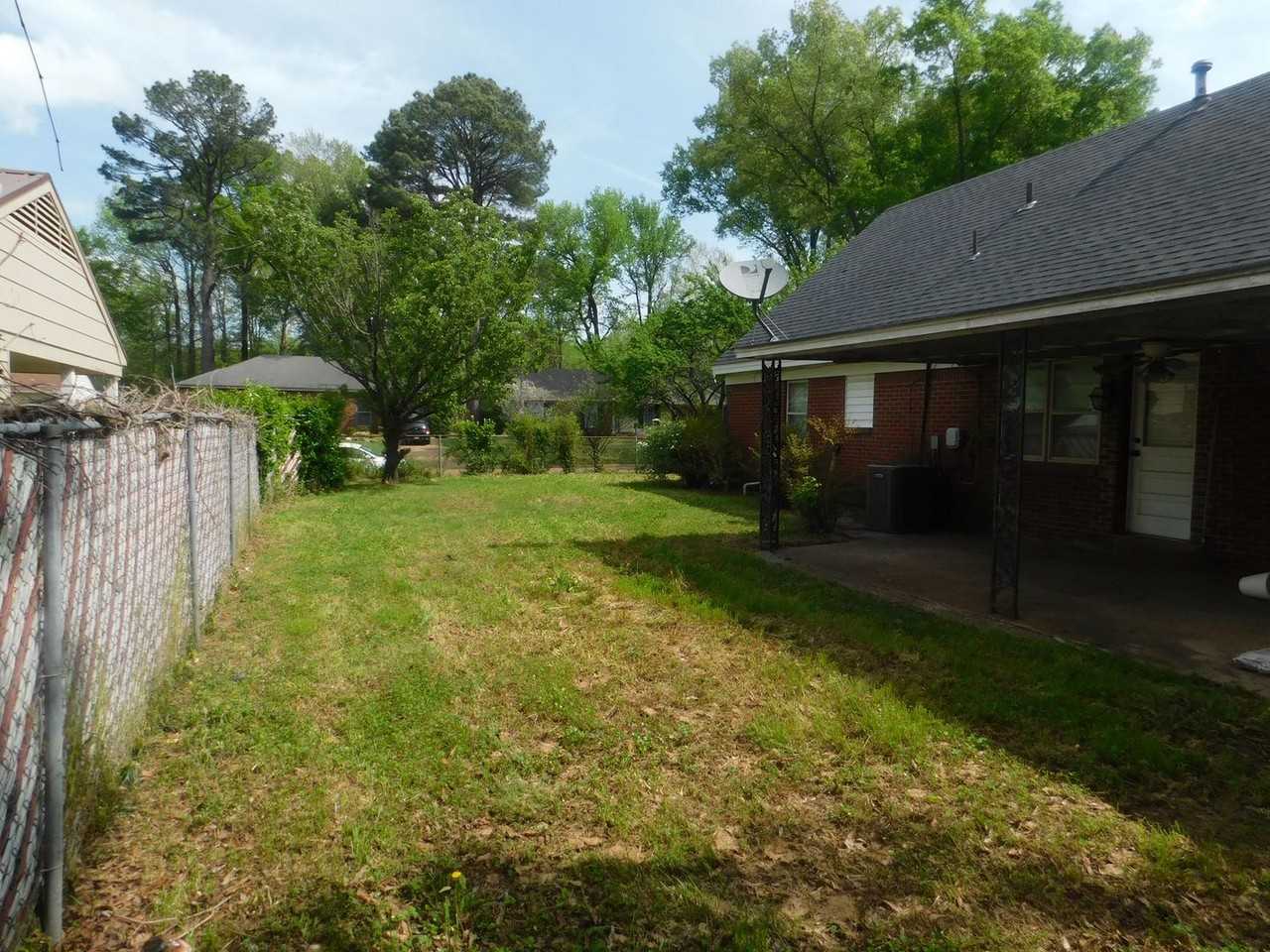 9155 Forrest Dr - Photo 4 of 4